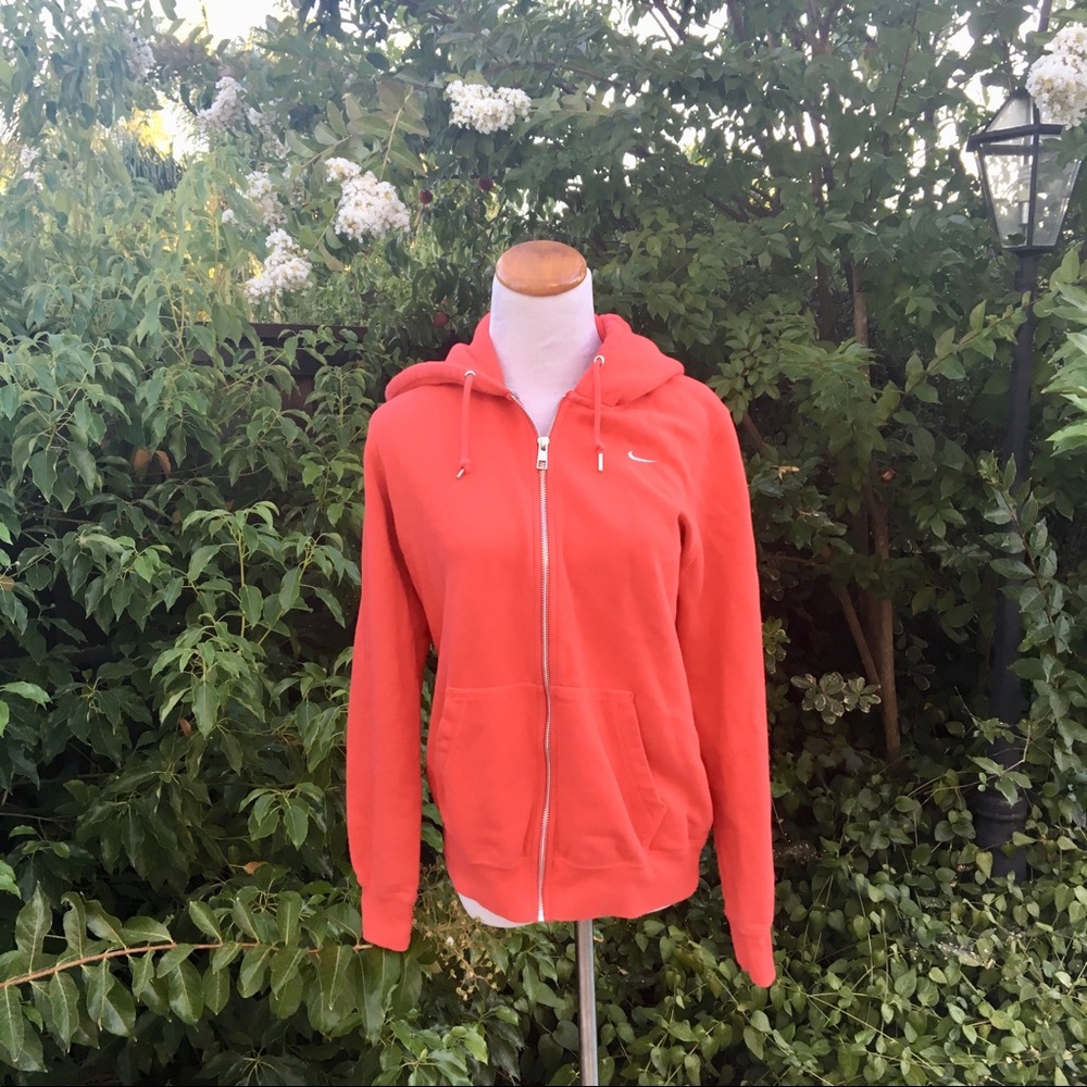 RED NIKE ZIP UP JACKET